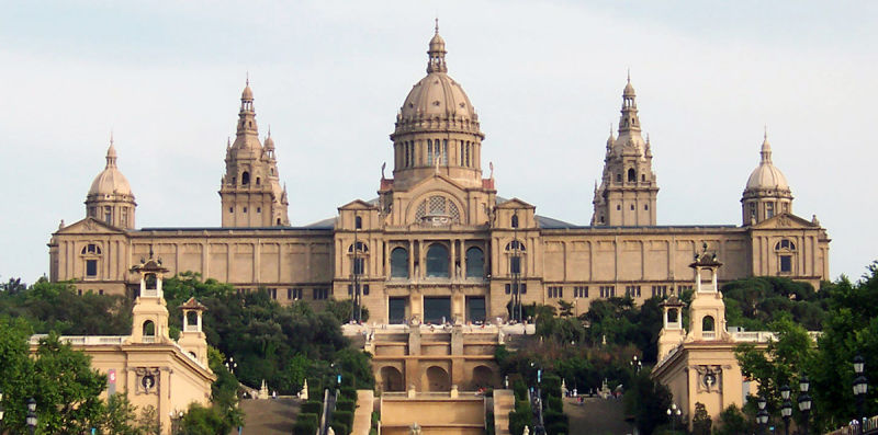 Vista exterior del Palau Nacional. Foto: Wikimedia Commons.